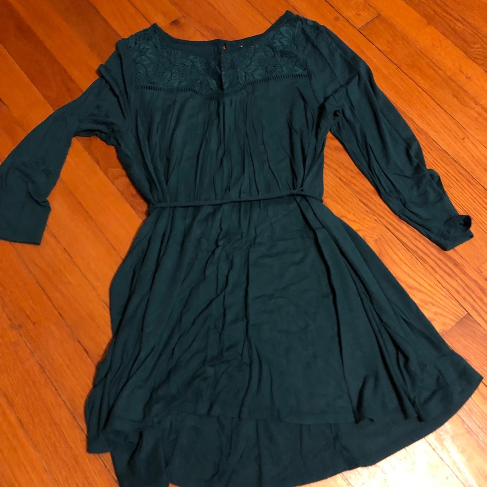 Motherhood Maternity Teal Tunic with Lace